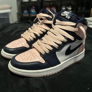 Air Jordan 1 atmosphere